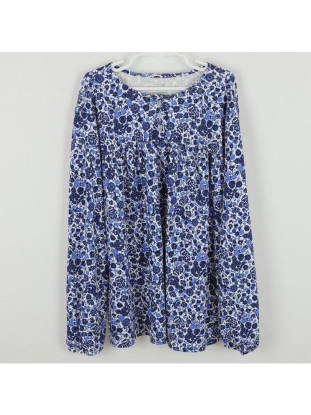 Vineyard Vines Girls Extra Large Blue Floral Knit Jersey Long Sleeve Blouse